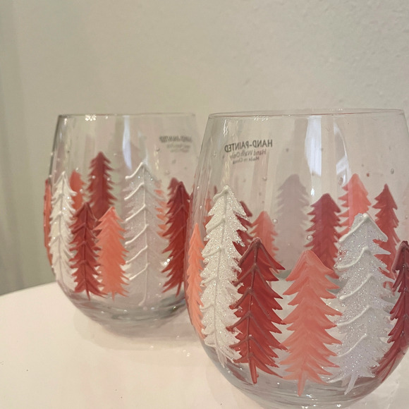 Set Of 2 Stemless Wine Glasses Hand Painted Pink and White Christmas Tree New - Picture 4 of 8